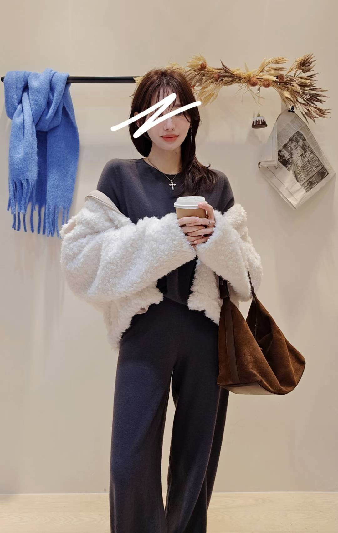 LINE_ALBUM_20251203(三) OLIVE秋冬韓國連線-原始檔3(服飾類)_260106_114