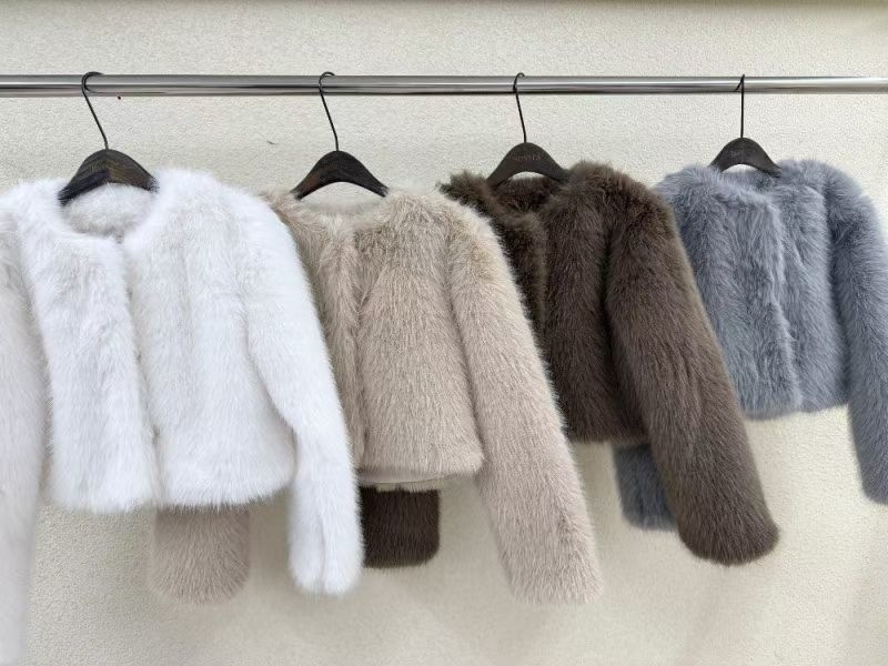 LINE_ALBUM_20251226(五) OLIVE秋冬韓國連線-原始檔4(服飾類)_260114_23