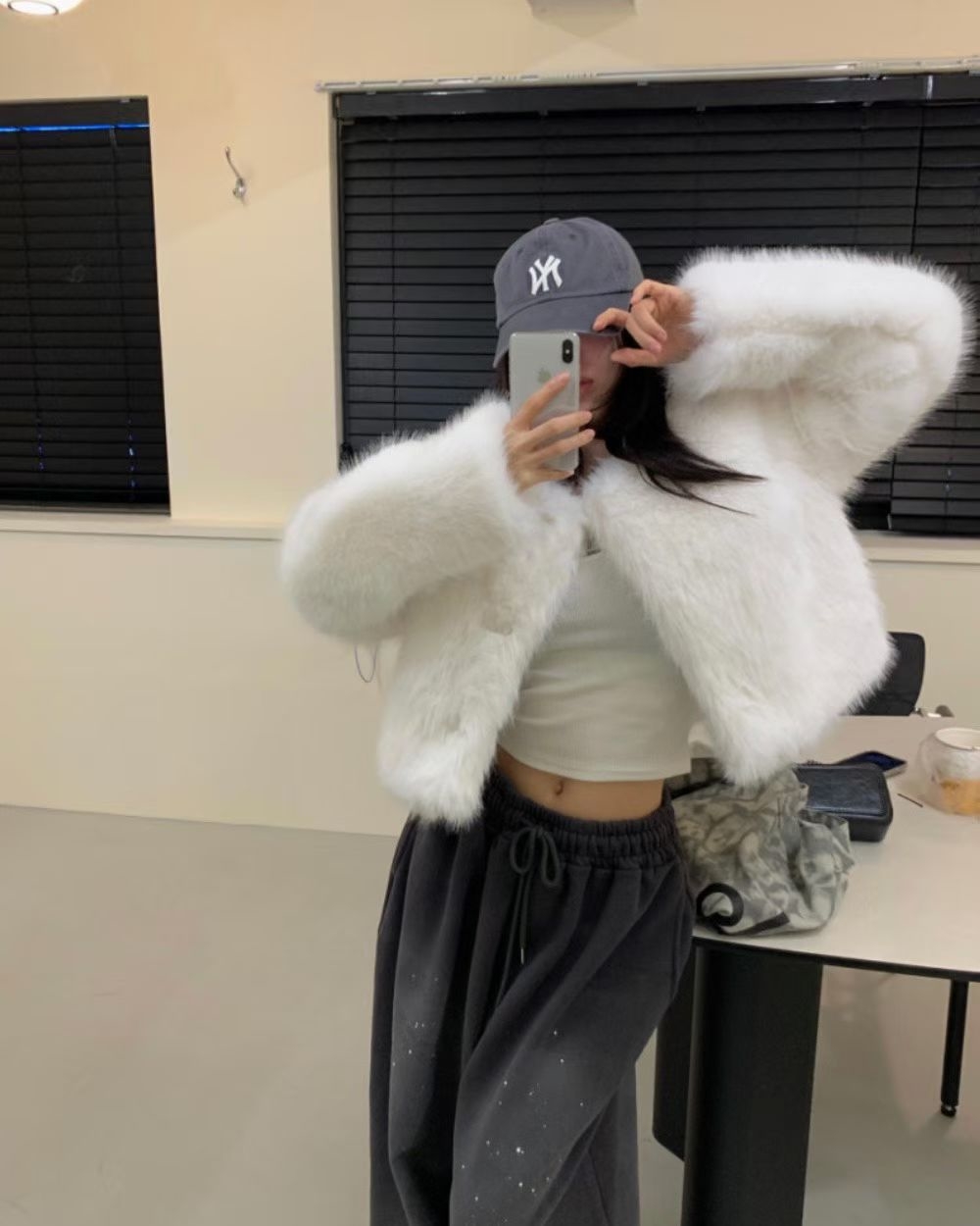 LINE_ALBUM_20251226(五) OLIVE秋冬韓國連線-原始檔4(服飾類)_260114_45