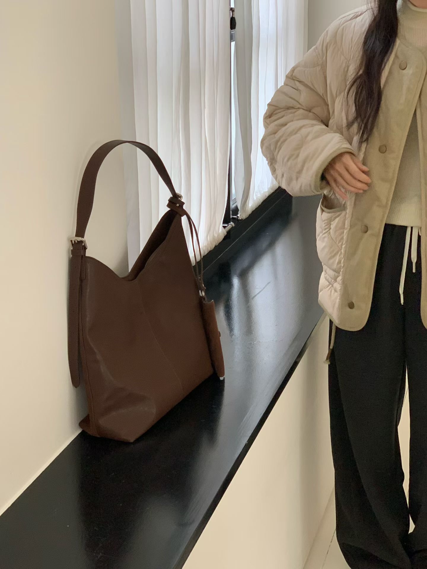 LINE_ALBUM_20251024(五) OLIVE秋冬韓國連線-原始檔1(鞋子.包包.飾品類)_251119_9