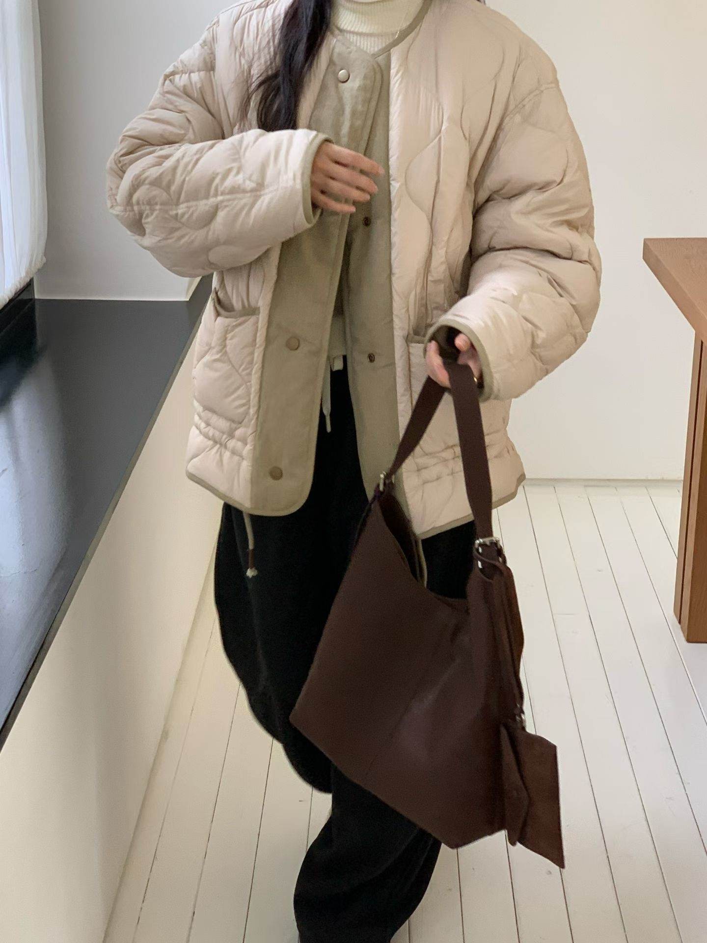 LINE_ALBUM_20251024(五) OLIVE秋冬韓國連線-原始檔1(鞋子.包包.飾品類)_251119_13