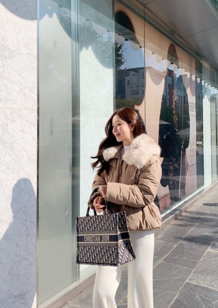 Milk Tea 奶茶卡其