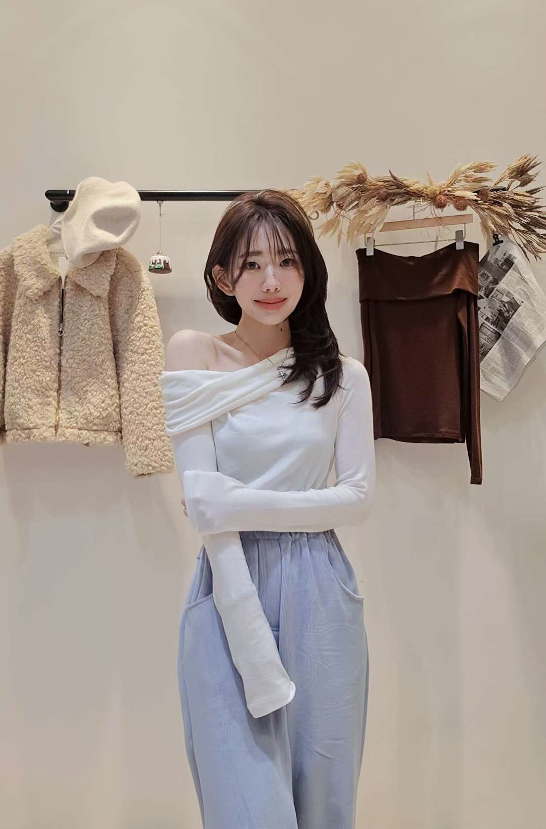 LINE_ALBUM_20251203(三) OLIVE秋冬韓國連線-原始檔3(服飾類)_260105_25