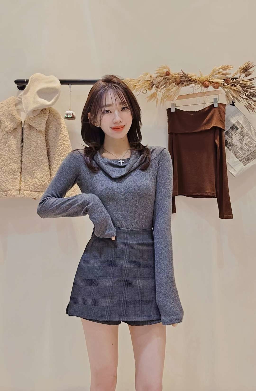 LINE_ALBUM_20251203(三) OLIVE秋冬韓國連線-原始檔3(服飾類)_260105_16