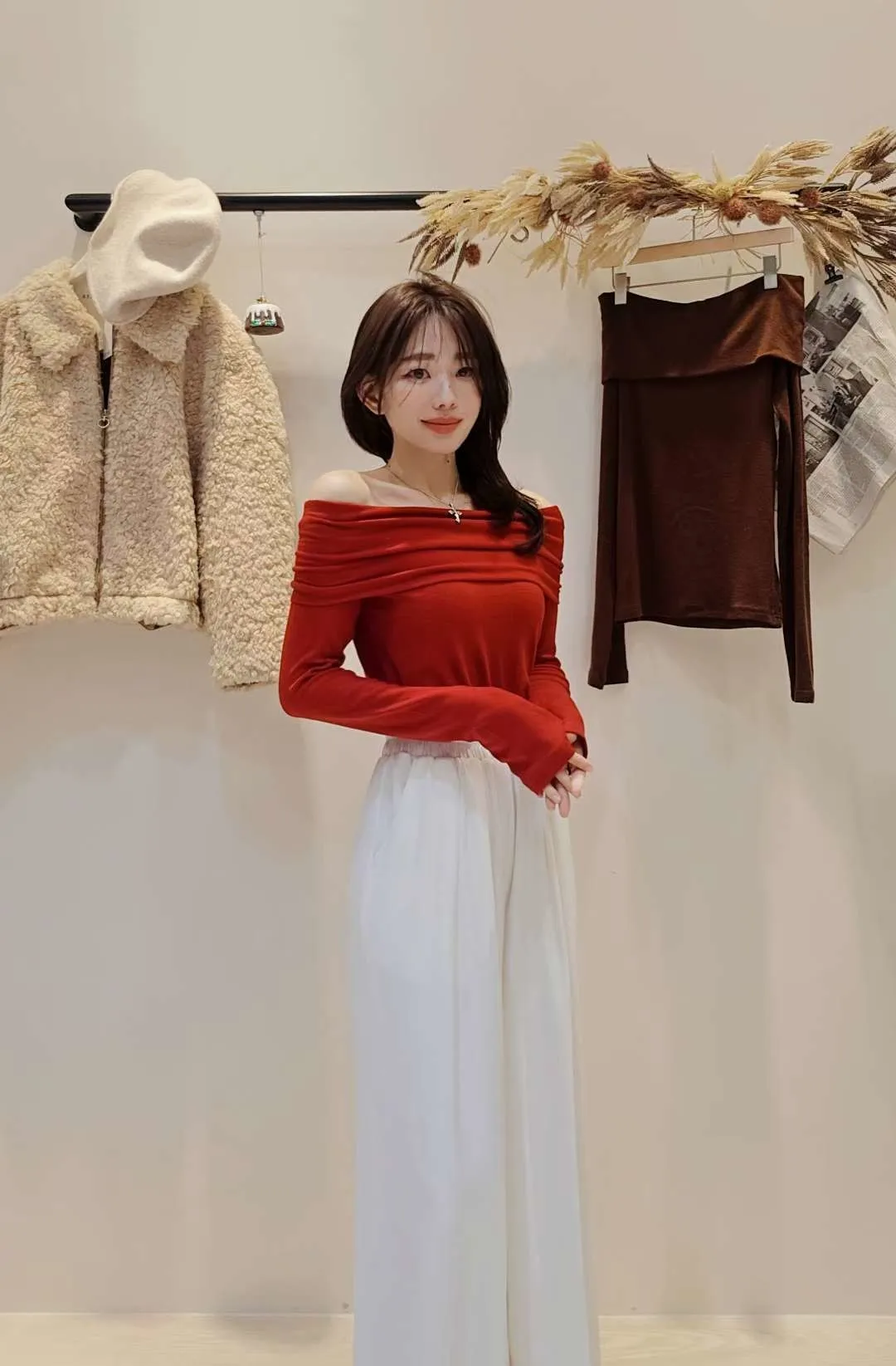 LINE_ALBUM_20251203(三) OLIVE秋冬韓國連線-原始檔3(服飾類)_260105_20