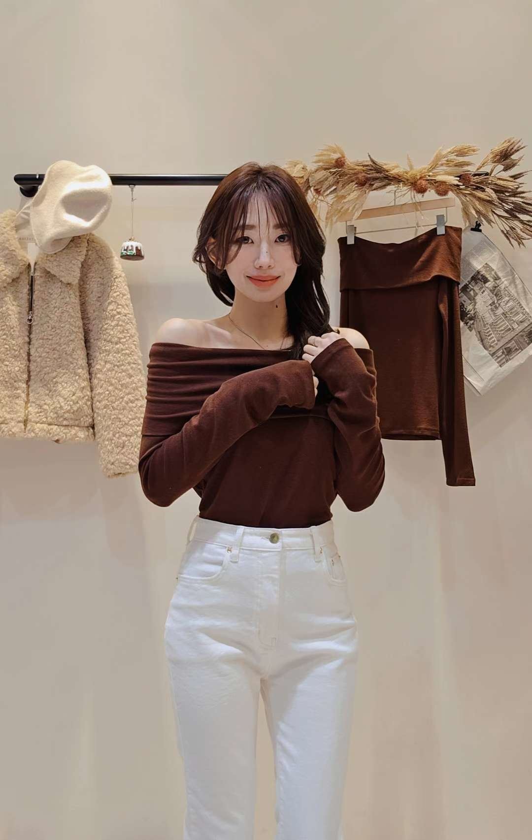 LINE_ALBUM_20251203(三) OLIVE秋冬韓國連線-原始檔3(服飾類)_260105_14