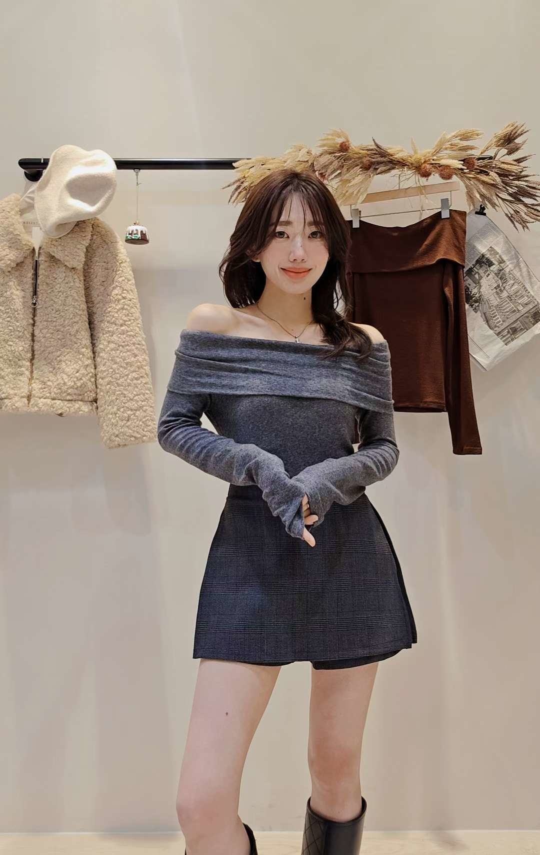 LINE_ALBUM_20251203(三) OLIVE秋冬韓國連線-原始檔3(服飾類)_260105_18