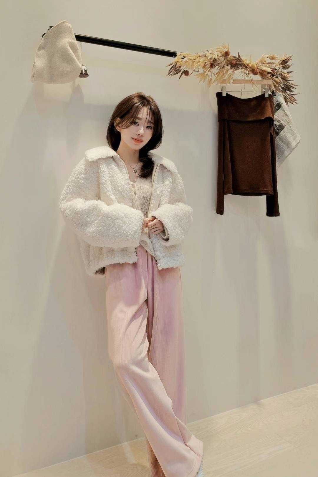 LINE_ALBUM_20251203(三) OLIVE秋冬韓國連線-原始檔3(服飾類)_260106_24