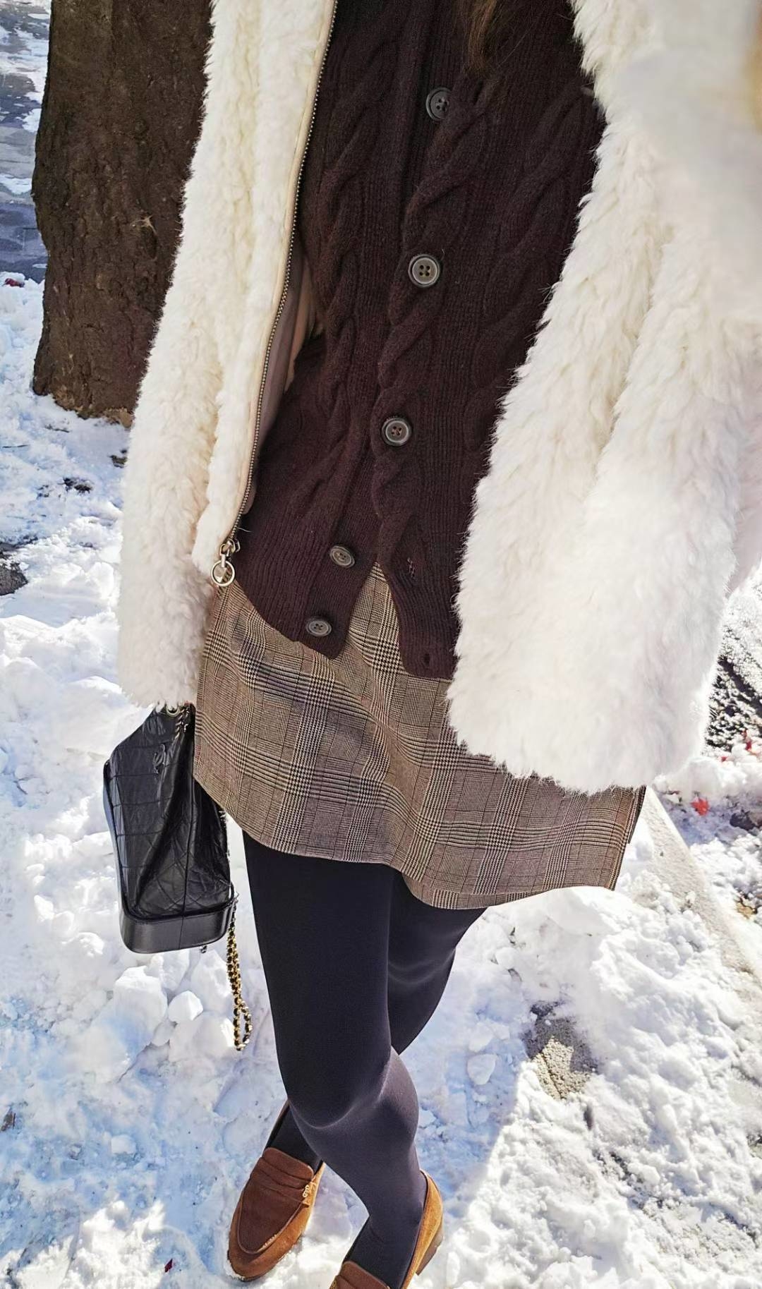 LINE_ALBUM_20251226(五) OLIVE秋冬韓國連線-原始檔3(服飾類)_260109_36