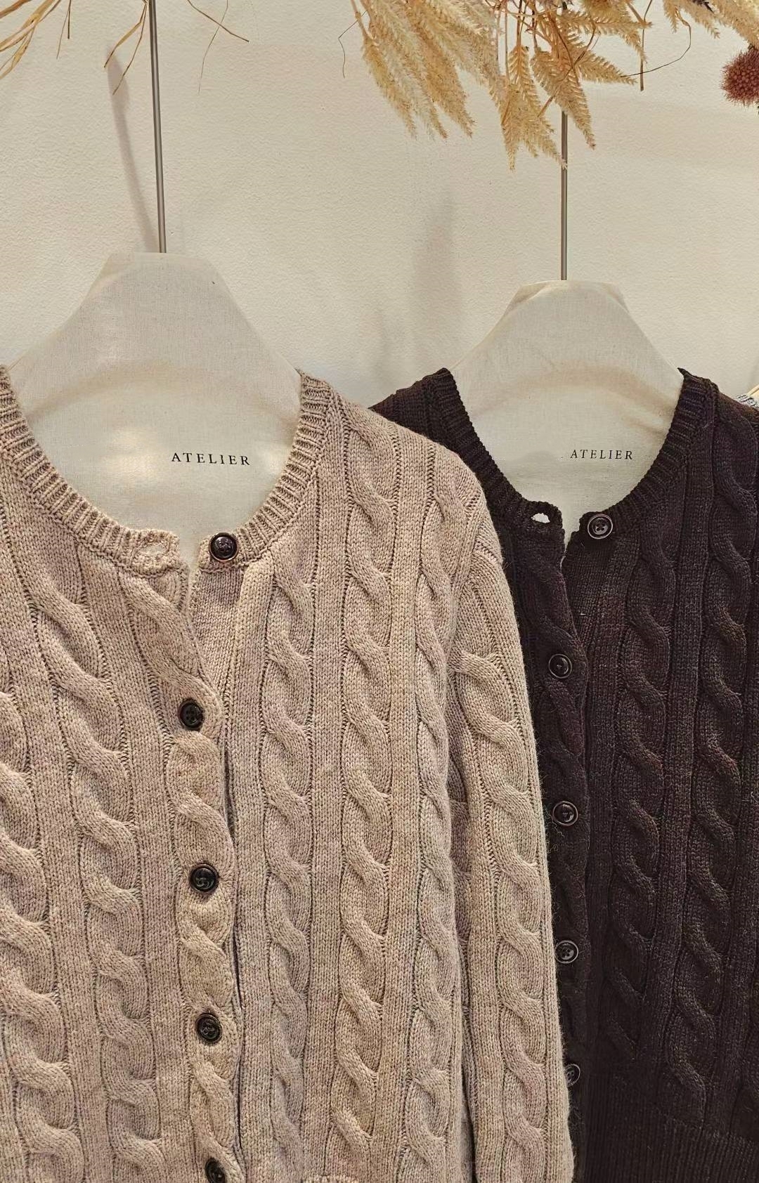 LINE_ALBUM_20251226(五) OLIVE秋冬韓國連線-原始檔3(服飾類)_260109_17