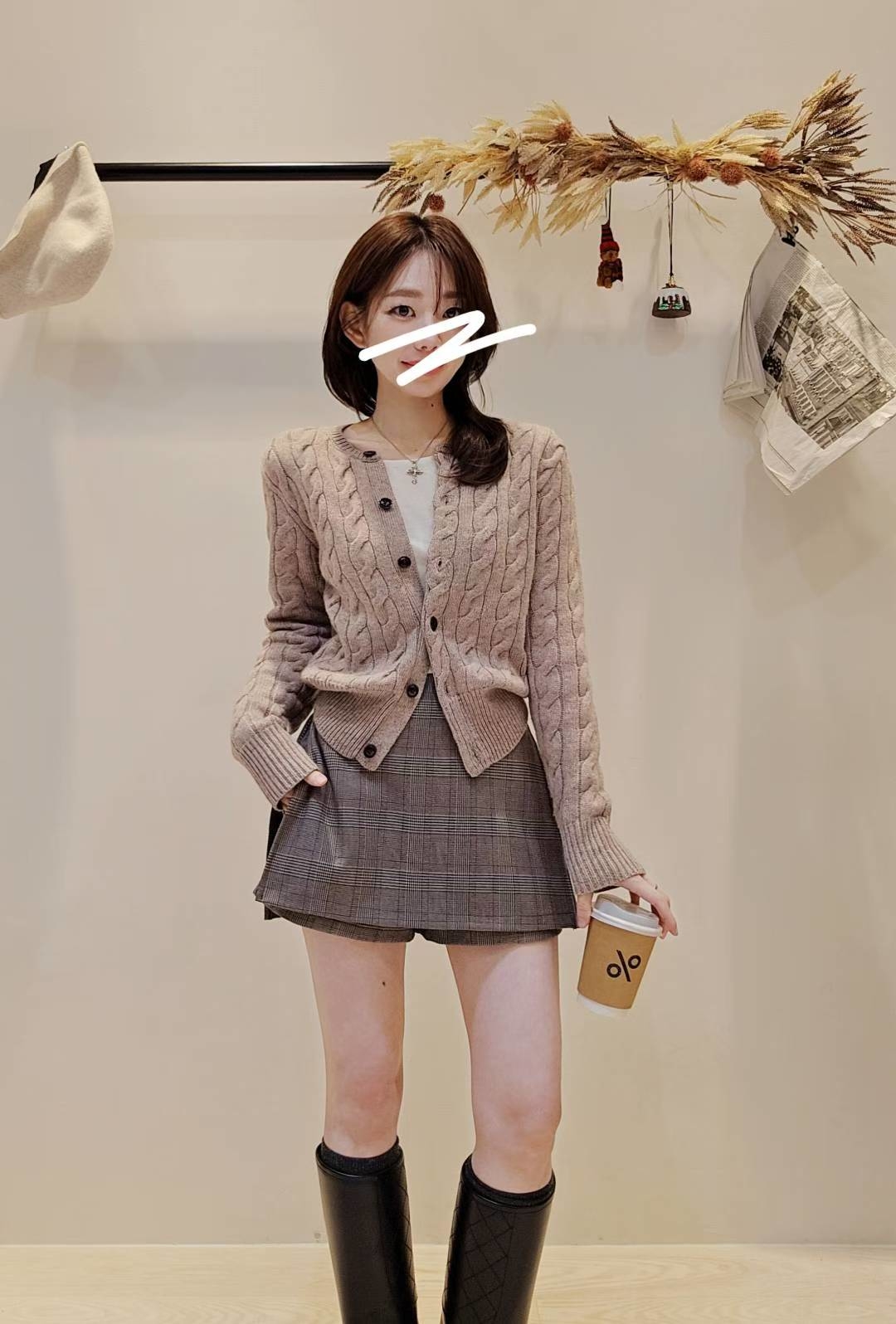 LINE_ALBUM_20251226(五) OLIVE秋冬韓國連線-原始檔3(服飾類)_260109_28