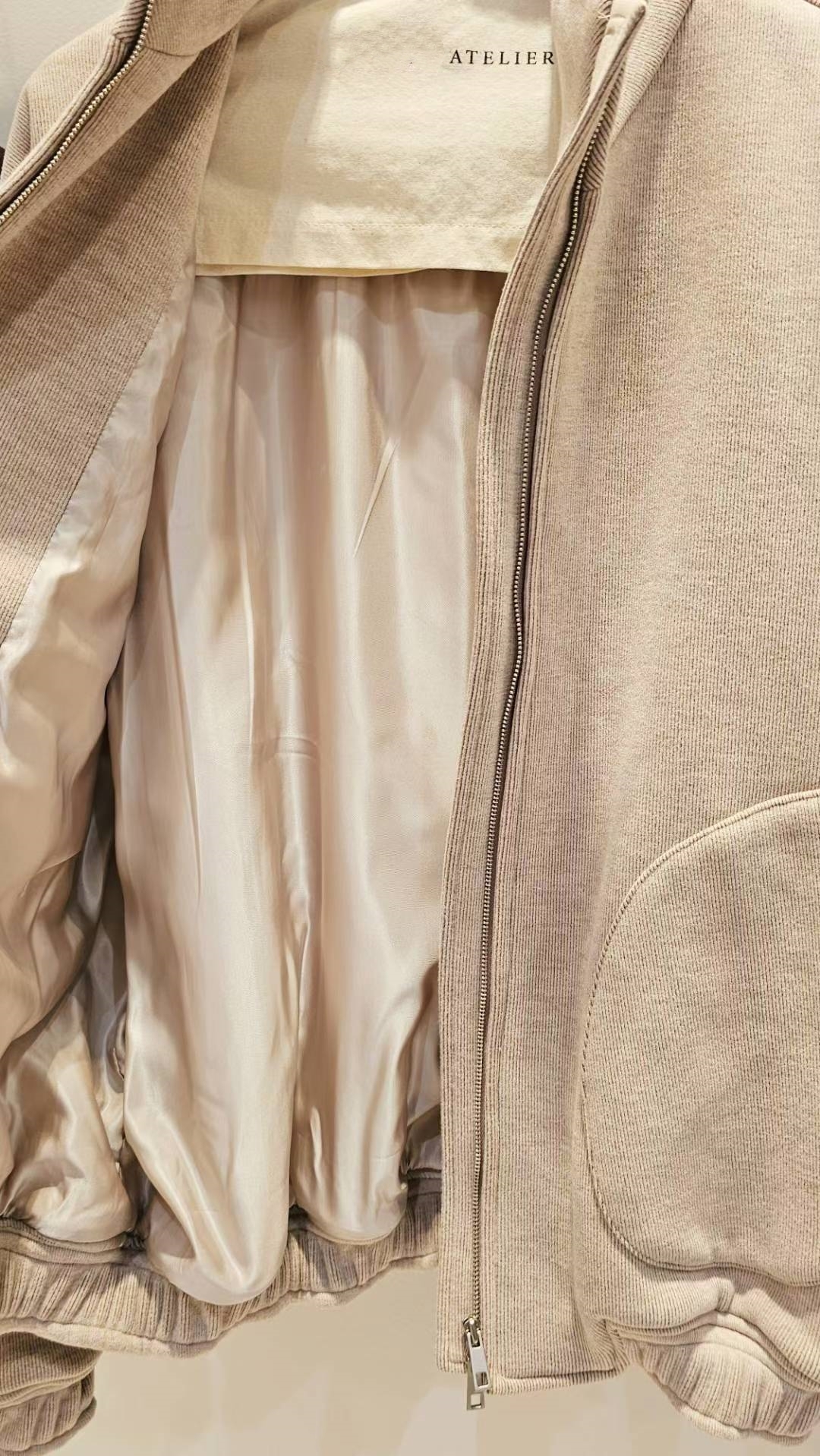 LINE_ALBUM_20251203(三) OLIVE秋冬韓國連線-原始檔3(服飾類)_260106_33