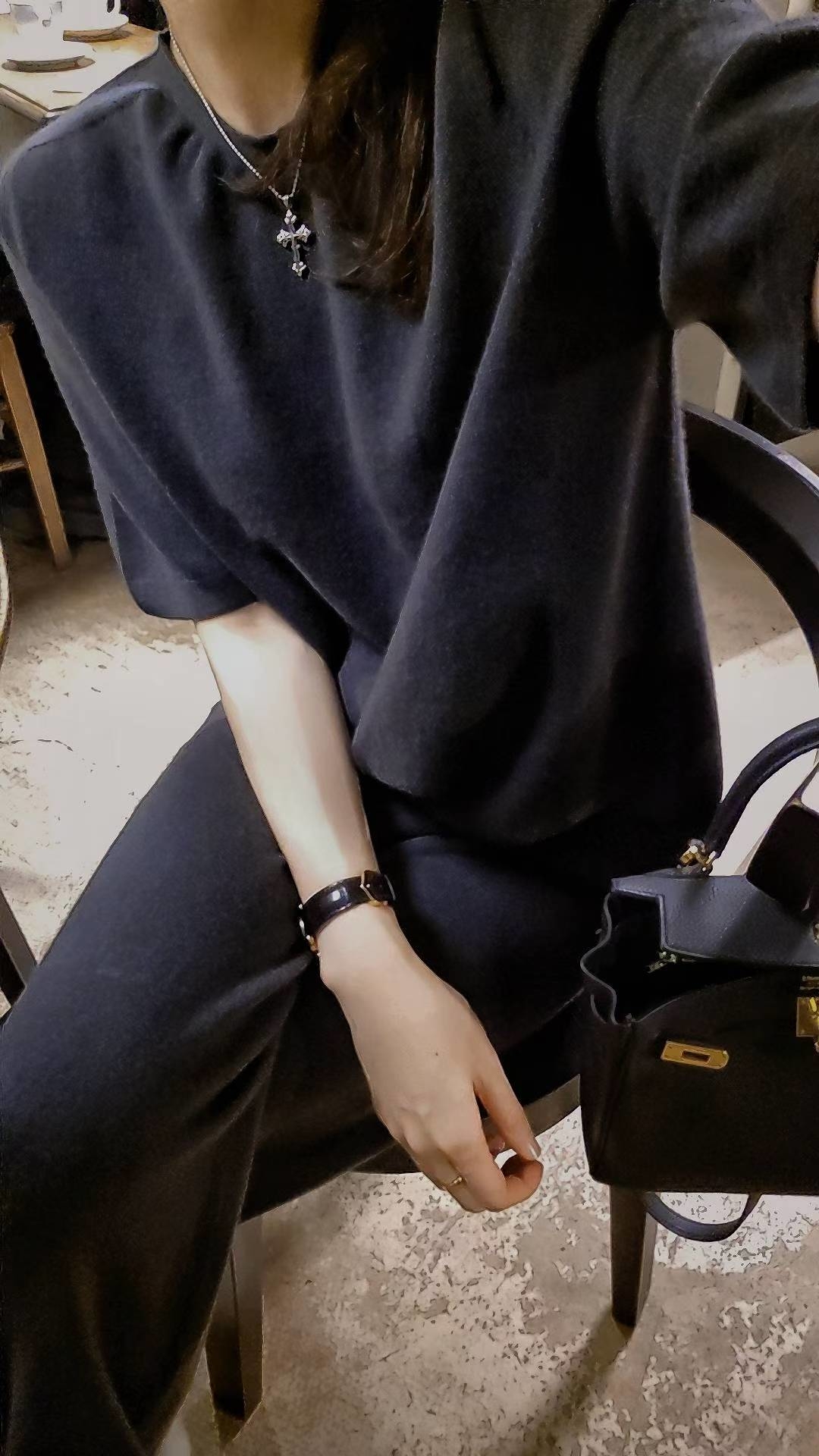 LINE_ALBUM_20251203(三) OLIVE秋冬韓國連線-原始檔3(服飾類)_260106_113