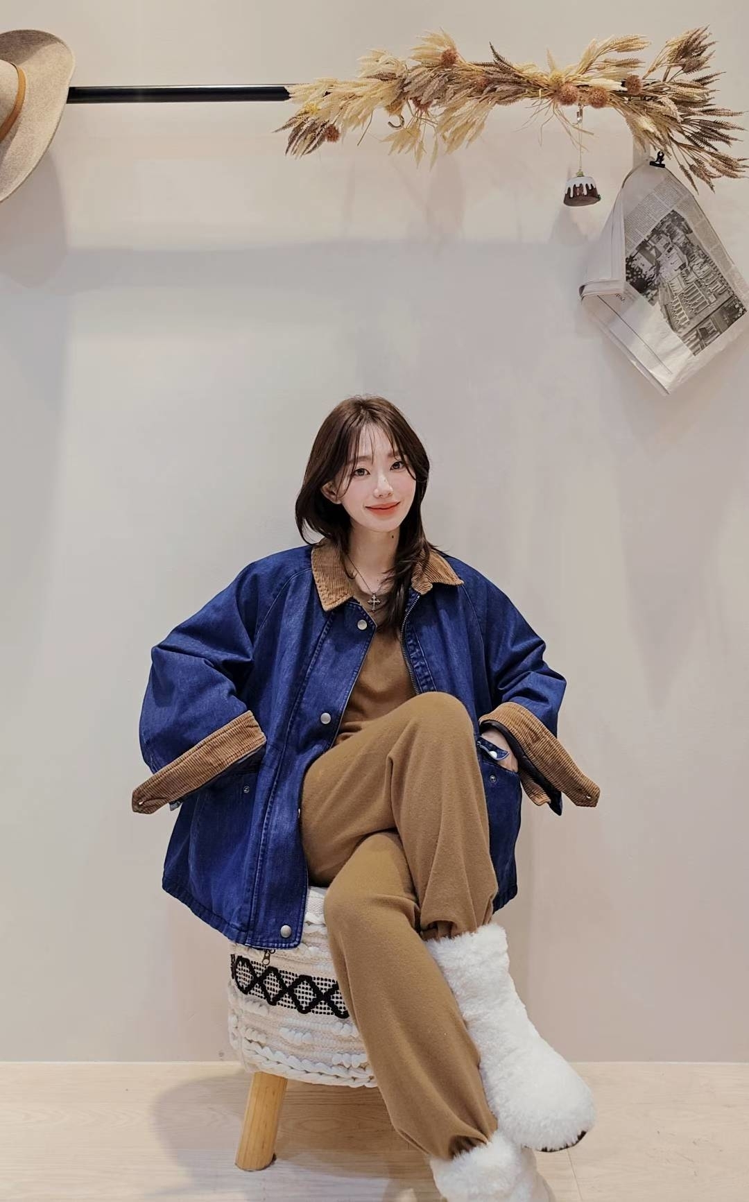 LINE_ALBUM_20251203(三) OLIVE秋冬韓國連線-原始檔3(服飾類)_260106_101