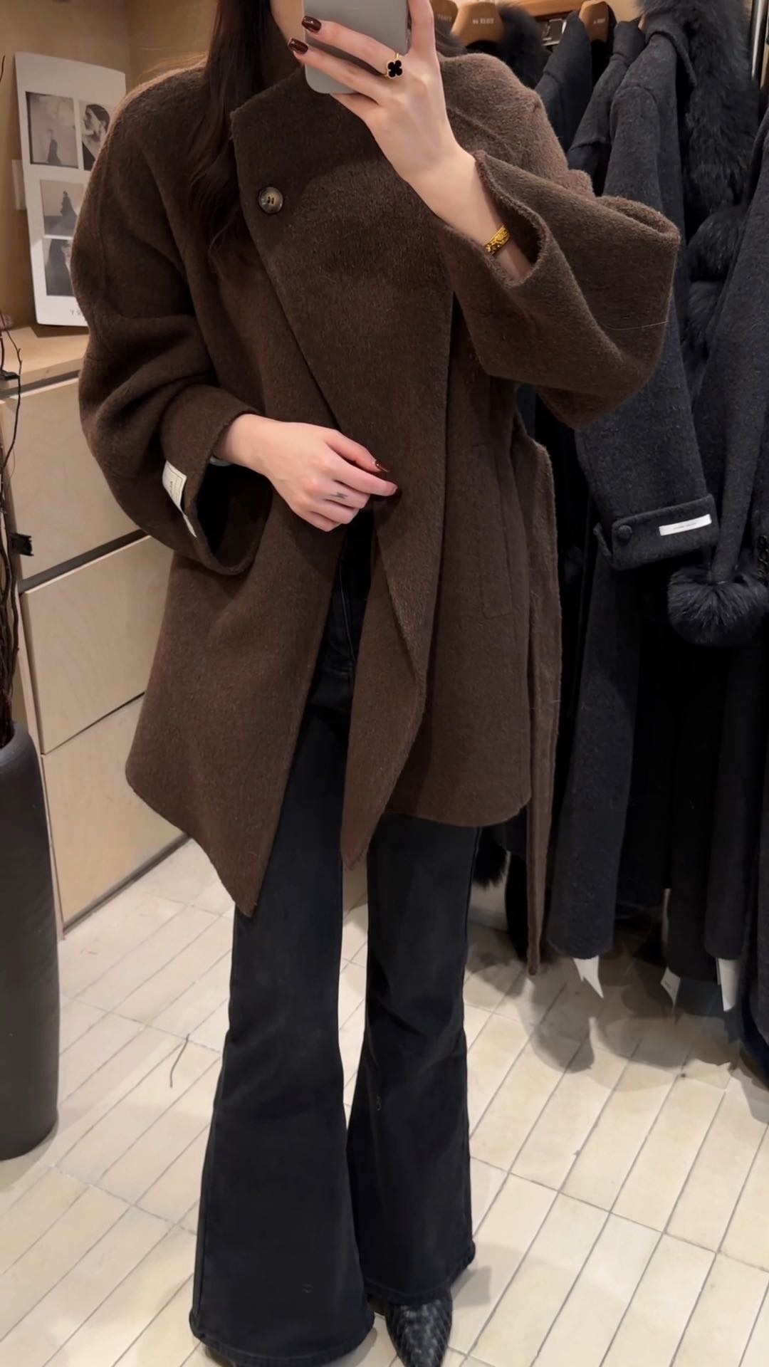 LINE_ALBUM_20260116(五) OLIVE秋冬韓國連線-原始檔2(服飾類)_260119_12