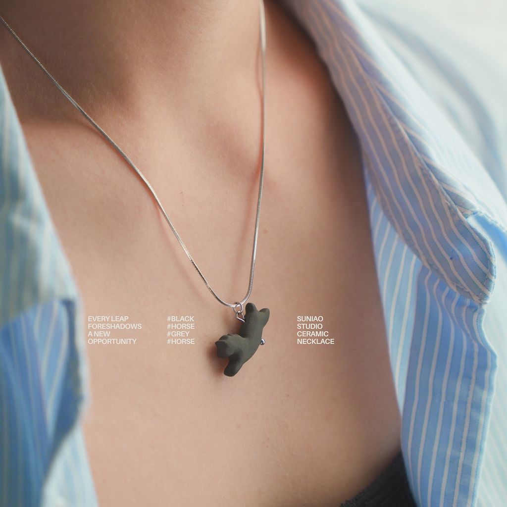 穿搭4_5小馬黑正方