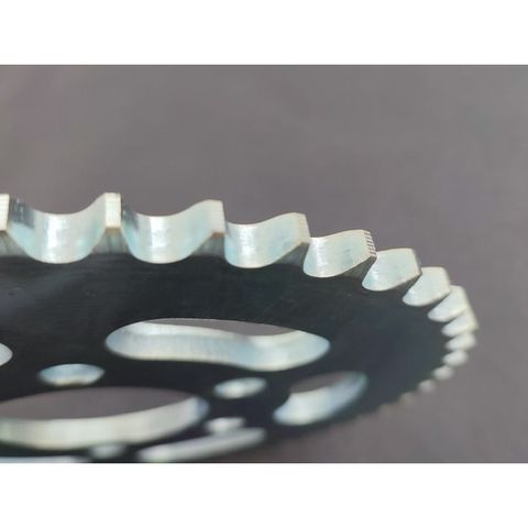 BENELLI REAR WHEEL SPROCKET 46 TEETH 3