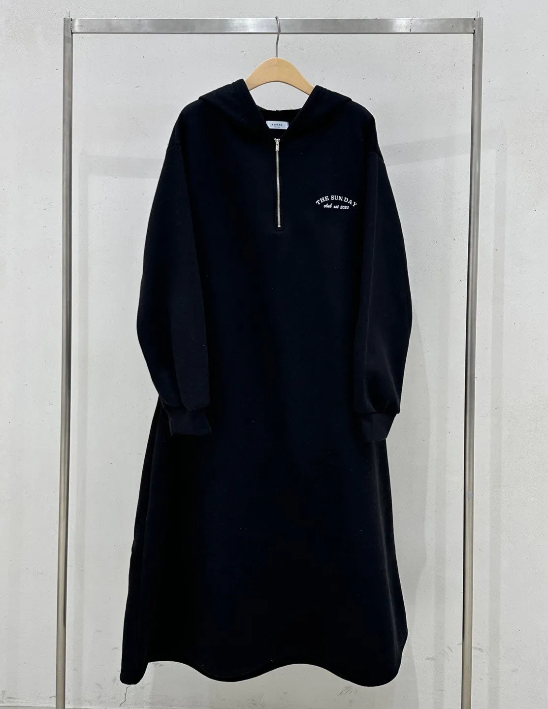 LINE_ALBUM_衣服_241215_74