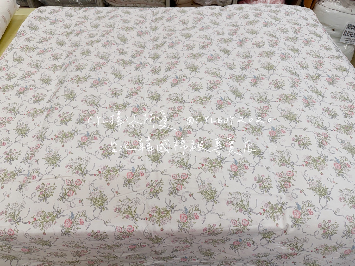 LINE_ALBUM_202668_260709_29
