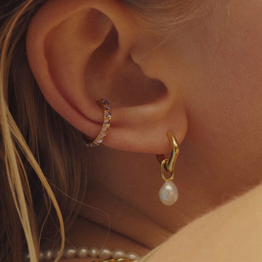 Globo_earcuff_gold-1.jpg
