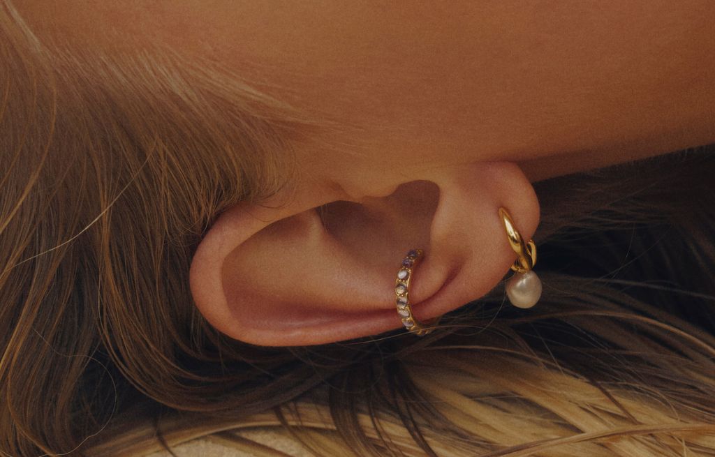 Globo_earcuff_gold-2.jpg