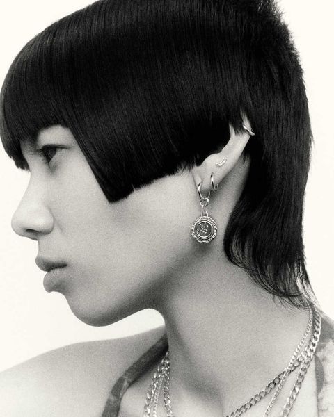 Forza_saffi_necklace_yasmeen_charm_marco_huggie