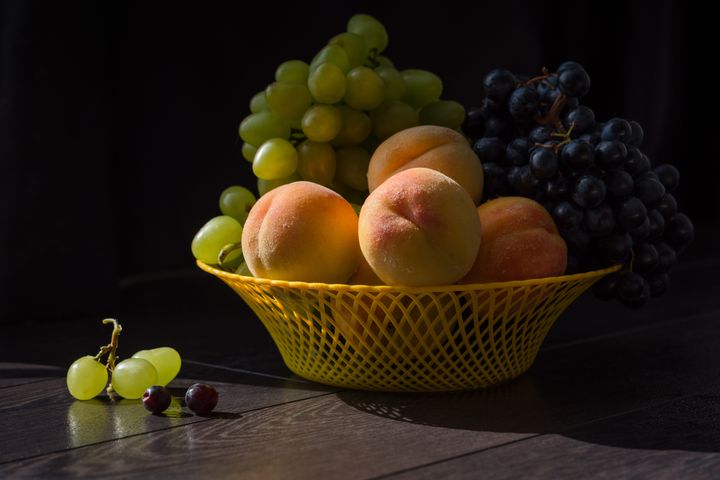 peaches-and-grapes-close-up-macro-photography-of-2025-01-21-21-40-29-utc