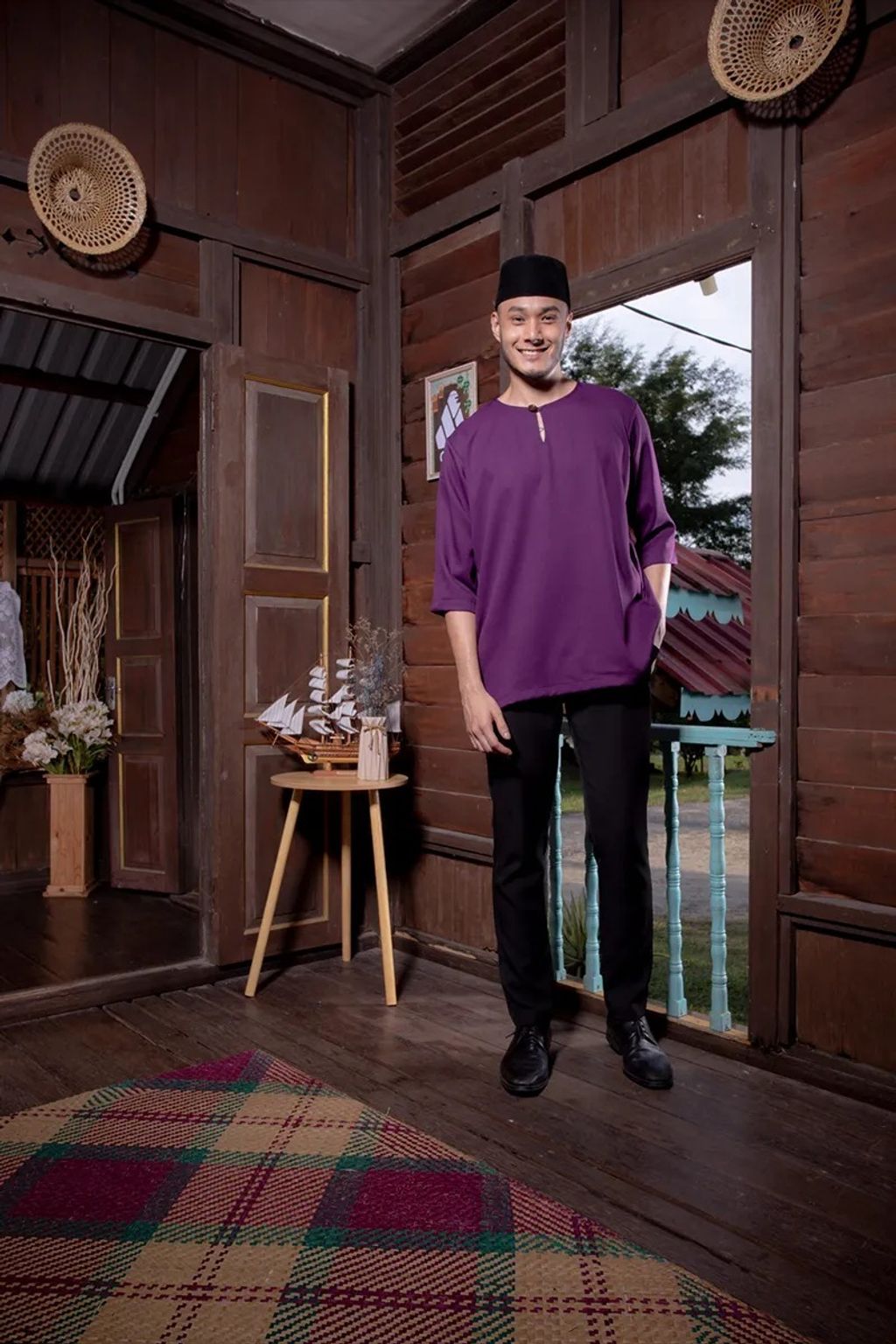 Dark-Purple-Dewasa-1