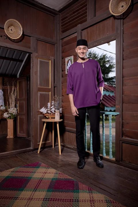 Dark-Purple-Dewasa-1