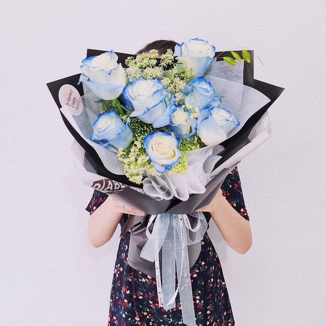 My Florist Diary | Our Collections - White Navy Rose Bouquet