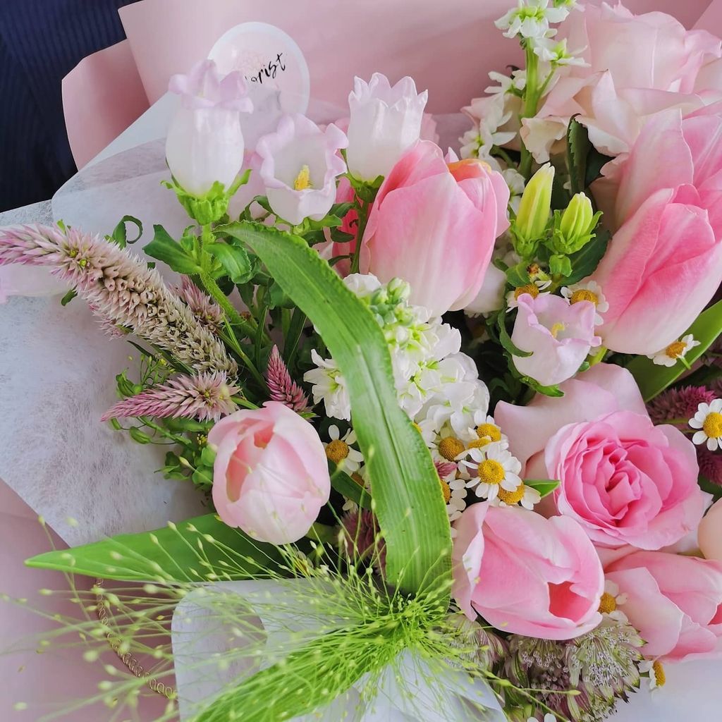Pink Tulips Mix Bouquet 3.jpg