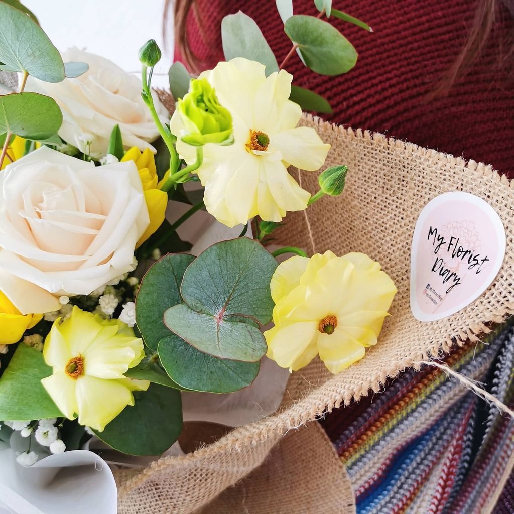Yellow Tulips Mix Bouquet 3.jpg