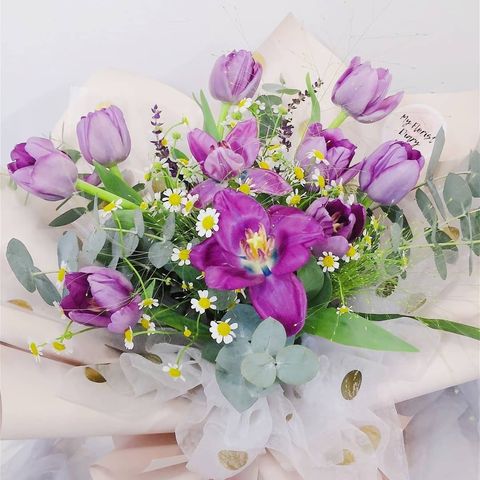 Lilac Tulips Chamomile Bouquet 1.jpg