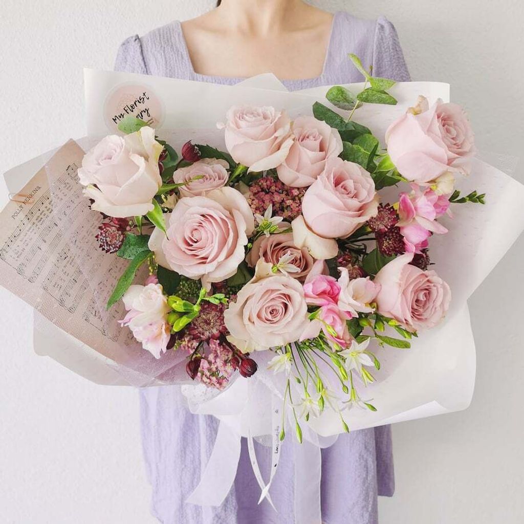 Puzzle Ocean Rose Bouquet 3.jpg