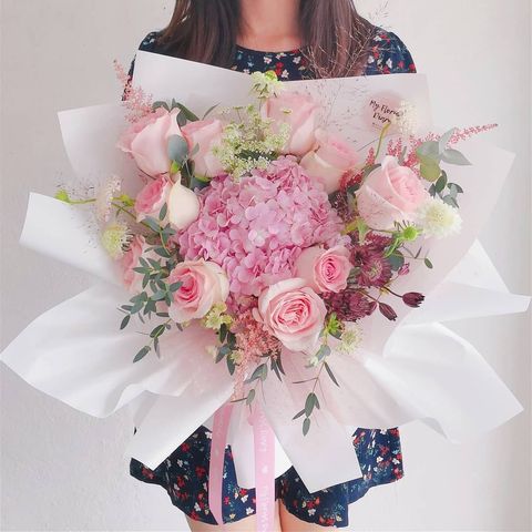 Large Pink Hydrangea Rose Bouquet.jpg