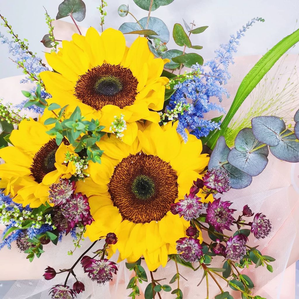 Sunflower Bouquet 3.jpg