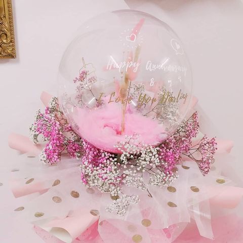 Balloon Baby Breath Bouquet 2.jpg