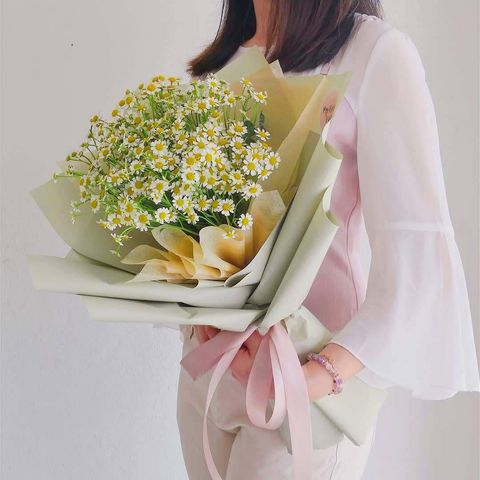 Medium Chamomile Bouquet 1 (2).jpg