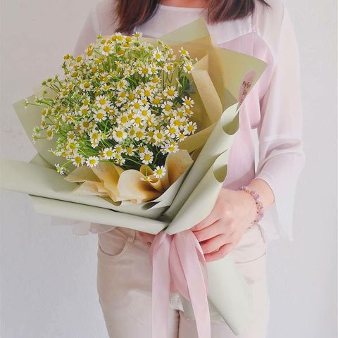 Medium Chamomile Bouquet (2).jpg