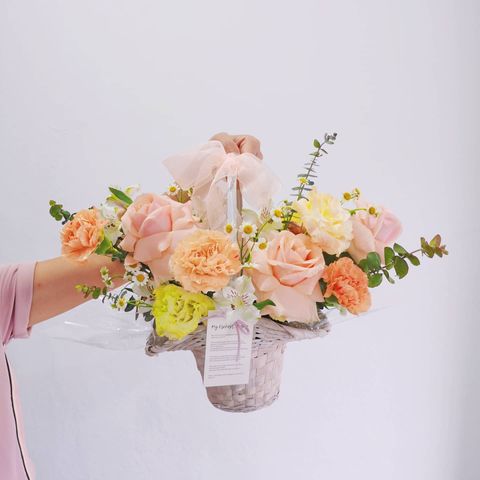Peach Flower Basket 1.jpg