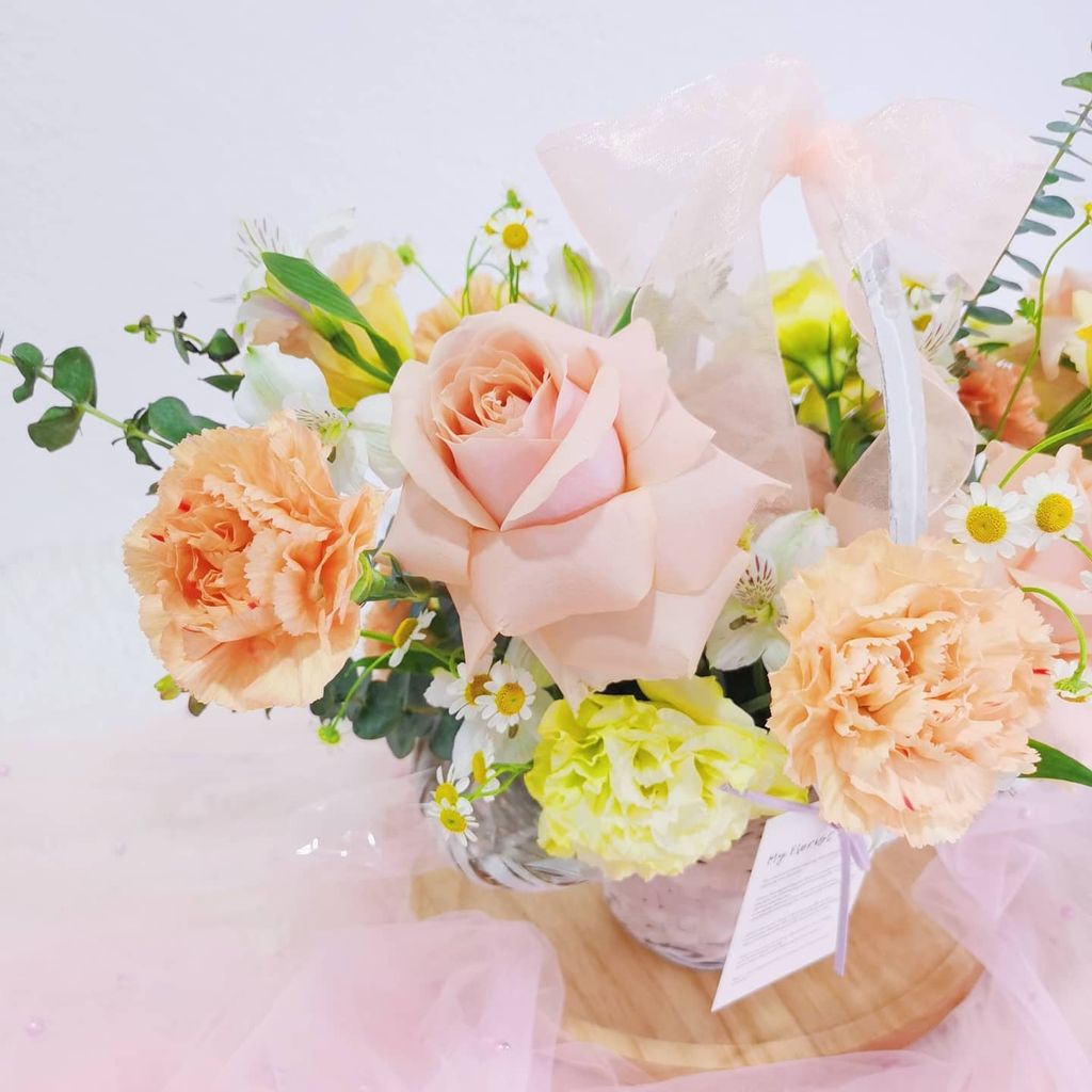 Peach Flower Basket 3.jpg