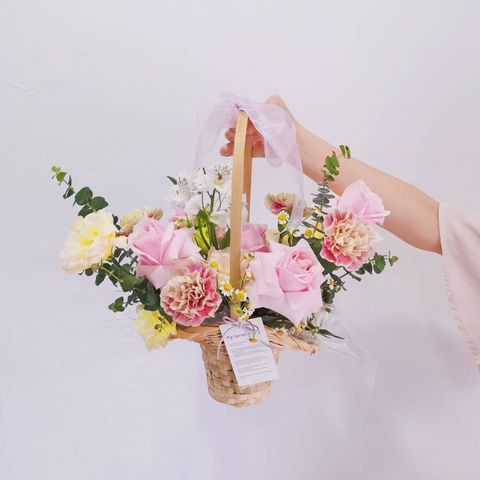 Pink Flower Basket 1.jpg