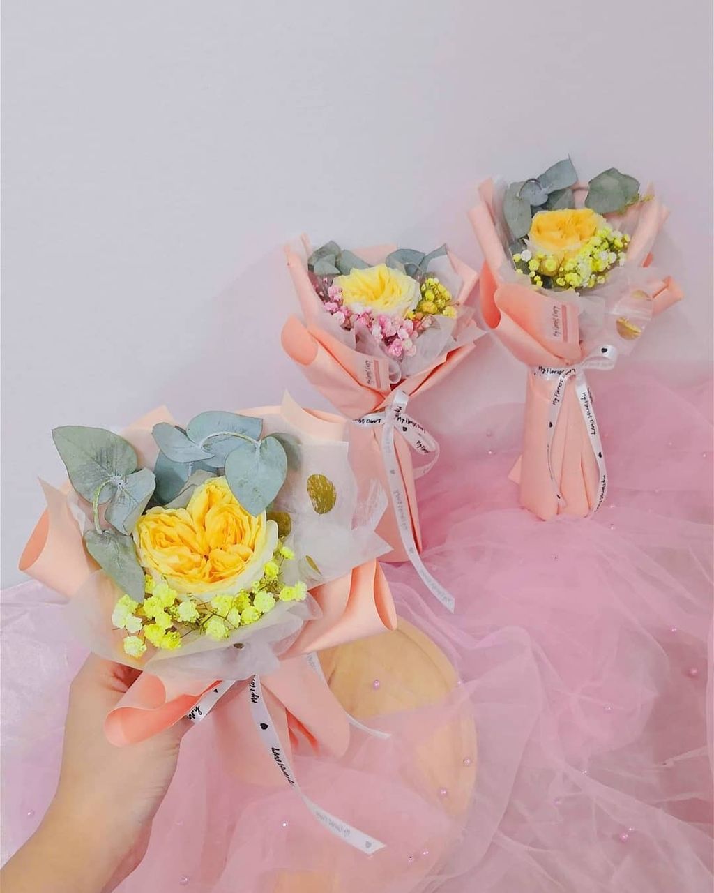 Single Rose Bouquet 1.jpg