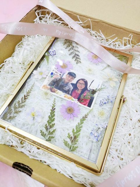 Pressed Flower Photo Frame 1.jpg