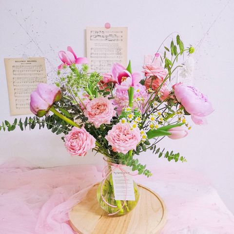 Vase Arrangement.jpg