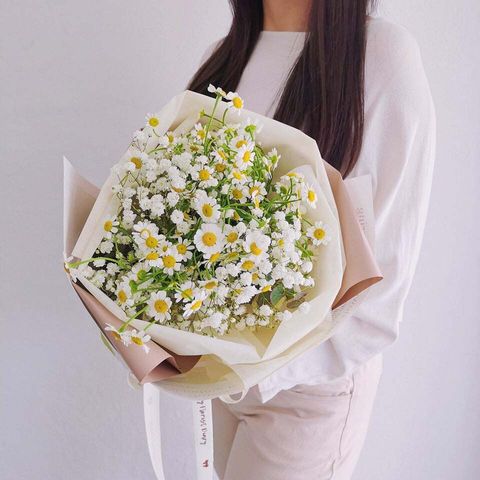 Chamomile White BB Bouquet 2.jpg