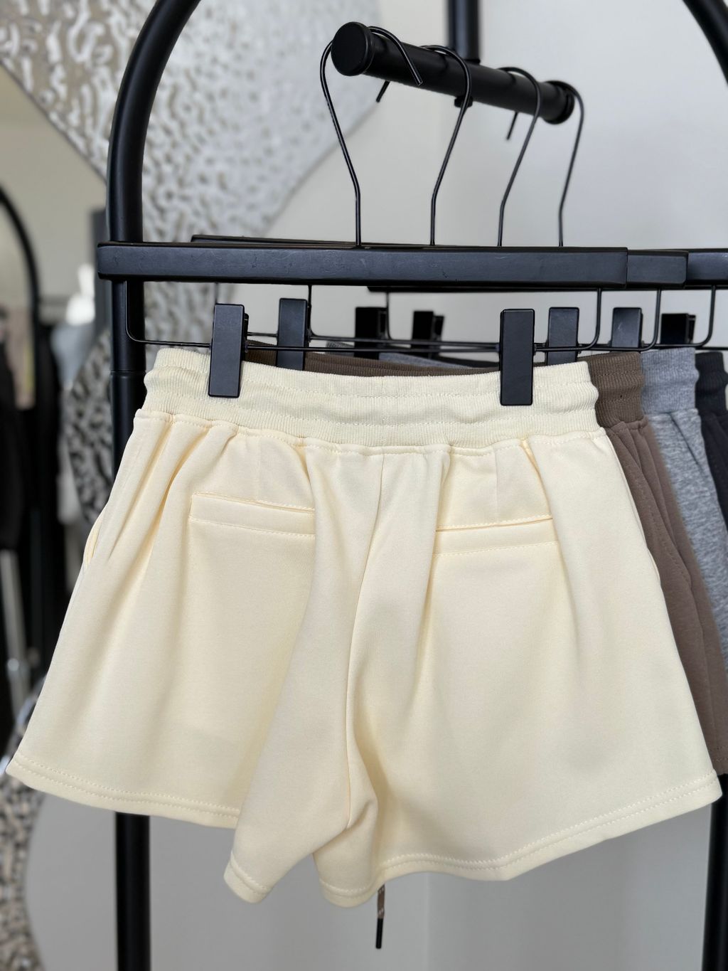 image_B0D400D8-372D-406B-BD81-37304157961E_1762579774