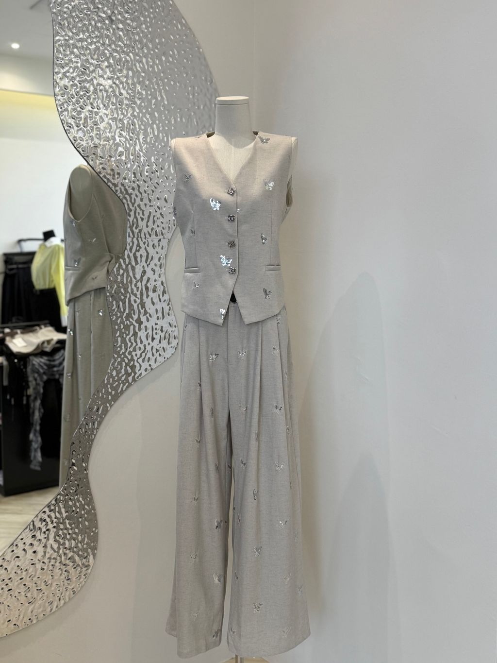 image_AAE10CD2-D5B5-4ABC-8CB6-E9F9454DC9B7_1762947072