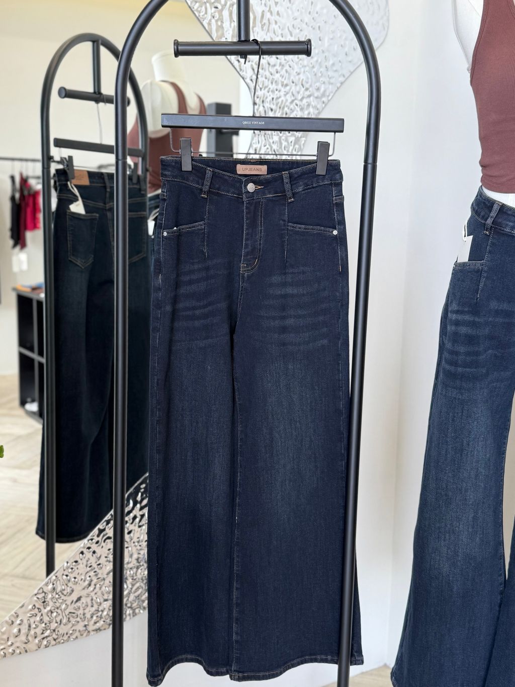 image_5BF5BA3C-6E87-4475-8B44-F1F7BC1F3D21_1763883421