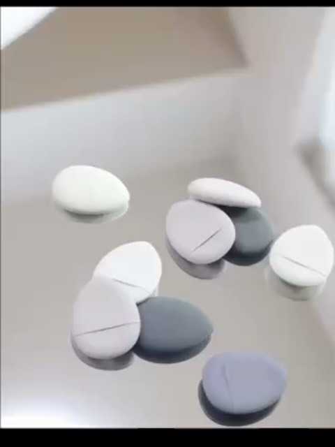 10004
